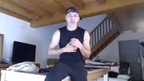 Snapshot of meditmtc chatting on 3, 1, 2025 Meditmtc online show from 3, 1, 2025