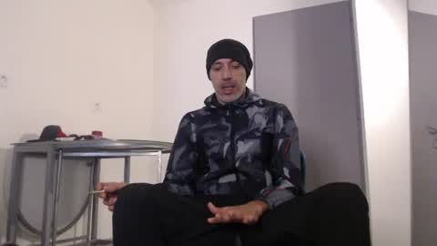 Snapshot of meditmtc chatting on 19, 1, 2025 Meditmtc online show from 19, 1, 2025