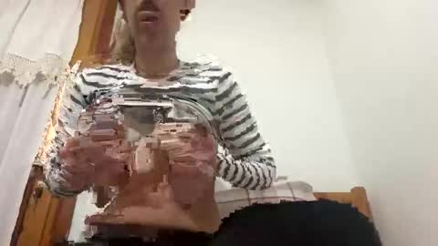 medusalady online show from 1, 3, 2025