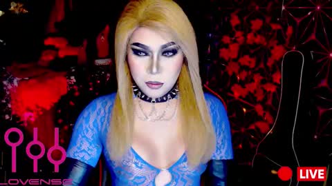 THE QUEEN ALPHA   Queen Medusa Prey online show from 26, 11, 2025