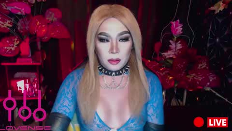 THE QUEEN ALPHA   Queen Medusa Prey online show from 9, 1, 2026