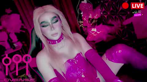 THE QUEEN ALPHA   Queen Medusa Prey online show from 21, 3, 2026