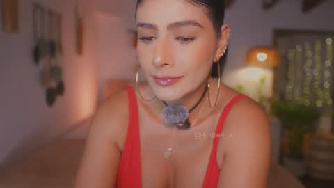 Snapshot of meegan1 chatting on 16, 10, 2025 Andrea  online show from 16, 10, 2025
