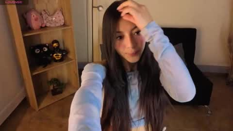   online show from 17, 11, 2025