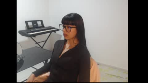 Meg4n Miauuuu online show from 9, 4, 2026