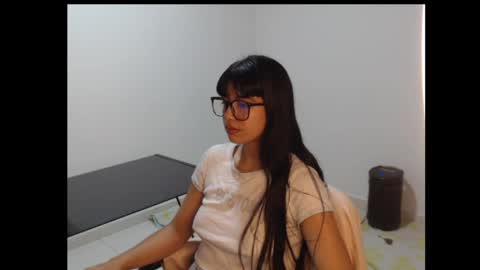 Meg4n Miauuuu online show from 13, 4, 2026