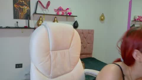 Megamwhithe online show from 18, 7, 2026