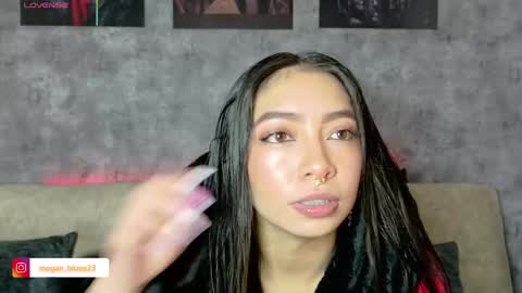 Megan Bluee online show from 16, 3, 2026