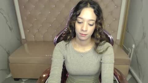 Snapshot of megan_collins_b chatting on 3, 10, 2025 megan_collins_b online show from 3, 10, 2025