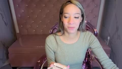 Snapshot of megan_collins_b chatting on 24, 10, 2025 megan_collins_b online show from 24, 10, 2025