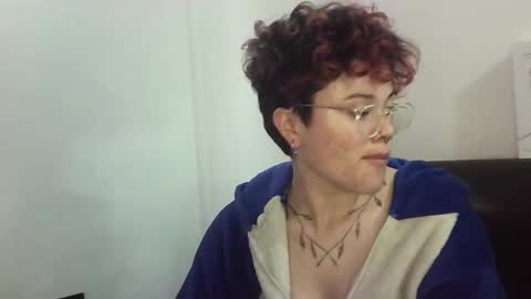 Megan and sophi online show from 2, 2, 2025