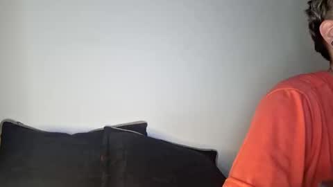 Megan and sophi online show from 27, 9, 2025