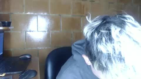 Megan and sophi online show from 20, 4, 2026