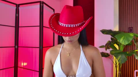 Carolina Paez online show from 12, 5, 2026