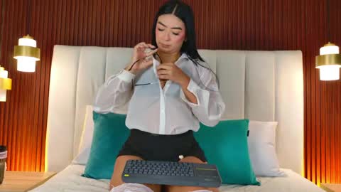 Carolina Paez online show from 19, 5, 2026
