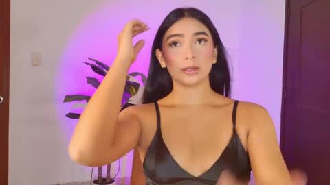 Carolina Paez online show from 20, 5, 2026