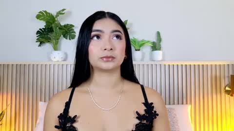 Carolina Paez online show from 4, 7, 2026