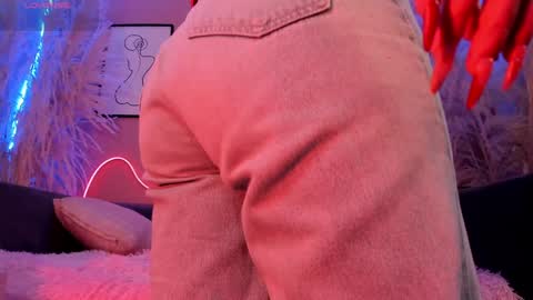     online show from 29, 12, 2024