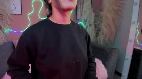     online show from 21, 1, 2025