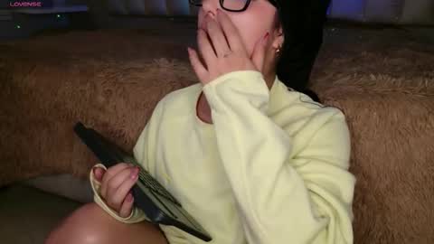     online show from 20, 12, 2025