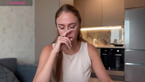 Snapshot of megan_nilson chatting on 2, 6, 2026 Megan online show from 2, 6, 2026