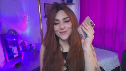 Snapshot of megan_ricci chatting on 16, 4, 2026 Laura online show from 16, 4, 2026
