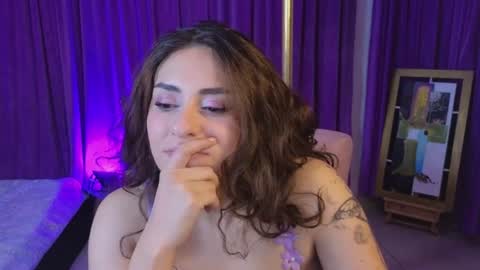                 Laura                 online show from 17, 7, 2026