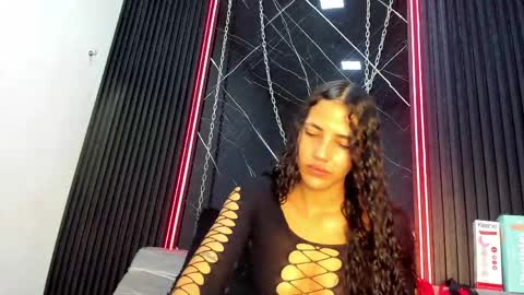 Megan Siner online show from 12, 5, 2026