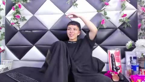 megan_thompsonn_ online show from 28, 9, 2025