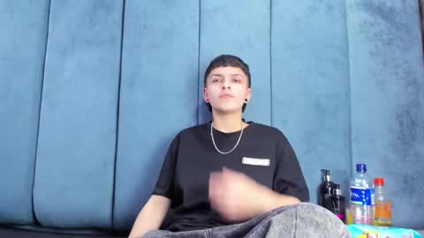 megan_thompsonn_ online show from 20, 3, 2026