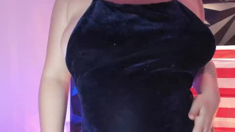 Snapshot of megan_whitee__ chatting on 4, 7, 2026 Im Megan Please do not demand a show without first tiping Thank you online show from 4, 7, 2026