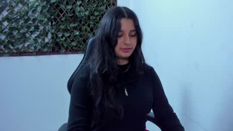 megan white 01  online show from 8, 12, 2024