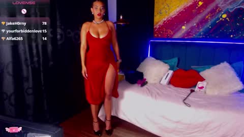 M E G A N   online show from 22, 12, 2024