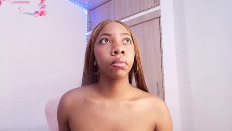 megan online show from 25, 11, 2025