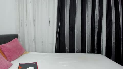 megancherrly online show from 11, 3, 2026