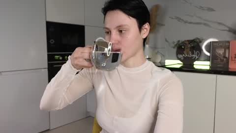 Snapshot of megancooks chatting on 23, 1, 2025 Michelle online show from 23, 1, 2025