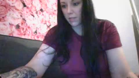 megancullenofficial online show from 2, 1, 2025