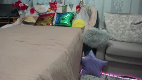 Snapshot of meganfox3325 chatting on 31, 1, 2025 Nicki--------- Welcome to my Room online show from 31, 1, 2025