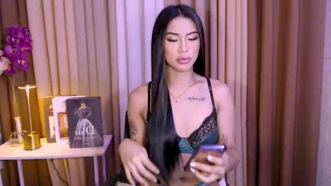 Snapshot of meganfoxx07 chatting on 19, 11, 2025 Megan online show from 19, 11, 2025