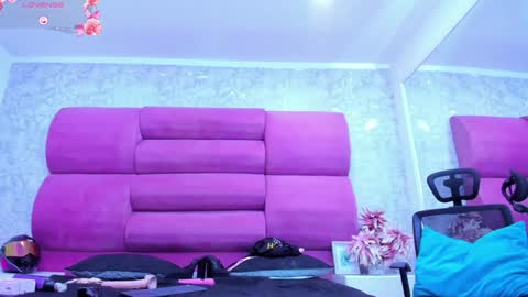 Snapshot of meganfoxxi_ chatting on 14, 12, 2024 MeganFOXXI online show from 14, 12, 2024
