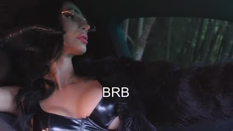 Snapshot of meganfoxxi_ chatting on 27, 6, 2026 MeganFOXXI online show from 27, 6, 2026