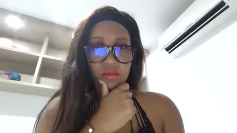 Snapshot of meganhotxx2 chatting on 16, 1, 2025 megan online show from 16, 1, 2025