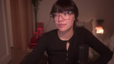 Snapshot of meganmei666 chatting on 22, 12, 2024 for more 3 online show from 22, 12, 2024