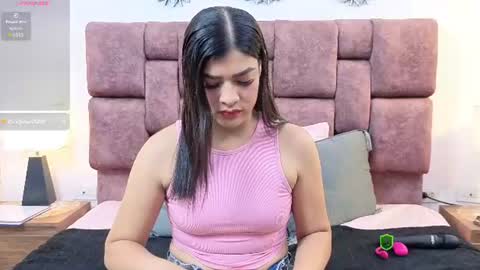 MeganM online show from 15, 7, 2026