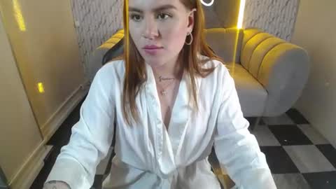 Snapshot of megann_b chatting on 10, 7, 2026 megann_b online show from 10, 7, 2026