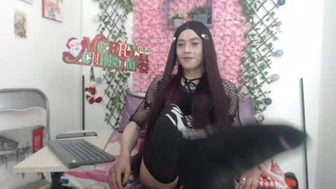 Snapshot of megannixx chatting on 24, 12, 2024 megannixx online show from 24, 12, 2024