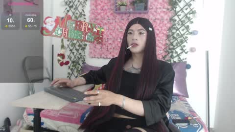 Snapshot of megannixx chatting on 27, 12, 2024 megannixx online show from 27, 12, 2024