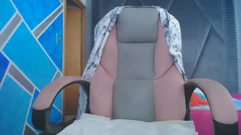 Snapshot of megannmilf chatting on 3, 3, 2026 megannmilf online show from 3, 3, 2026