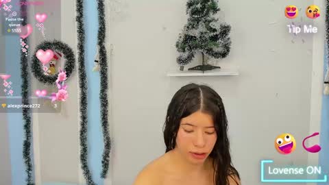 Snapshot of meganqueen2 chatting on 3, 12, 2024 Megan Queen online show from 3, 12, 2024