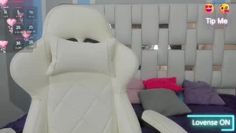 Megan Queen online show from 15, 11, 2025